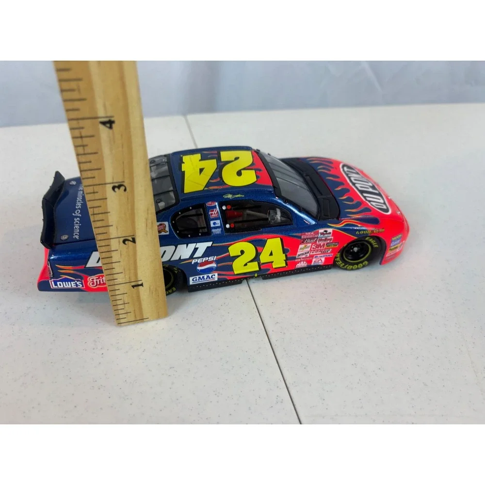 Jeff Gordon 24 DuPont Chevrolet Monte Carlo Action 1:24 Diecast Blue Red Flames